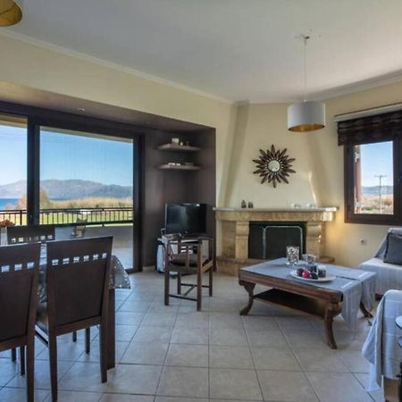 Appartamento Terpsis House Kíssamos Esterno foto