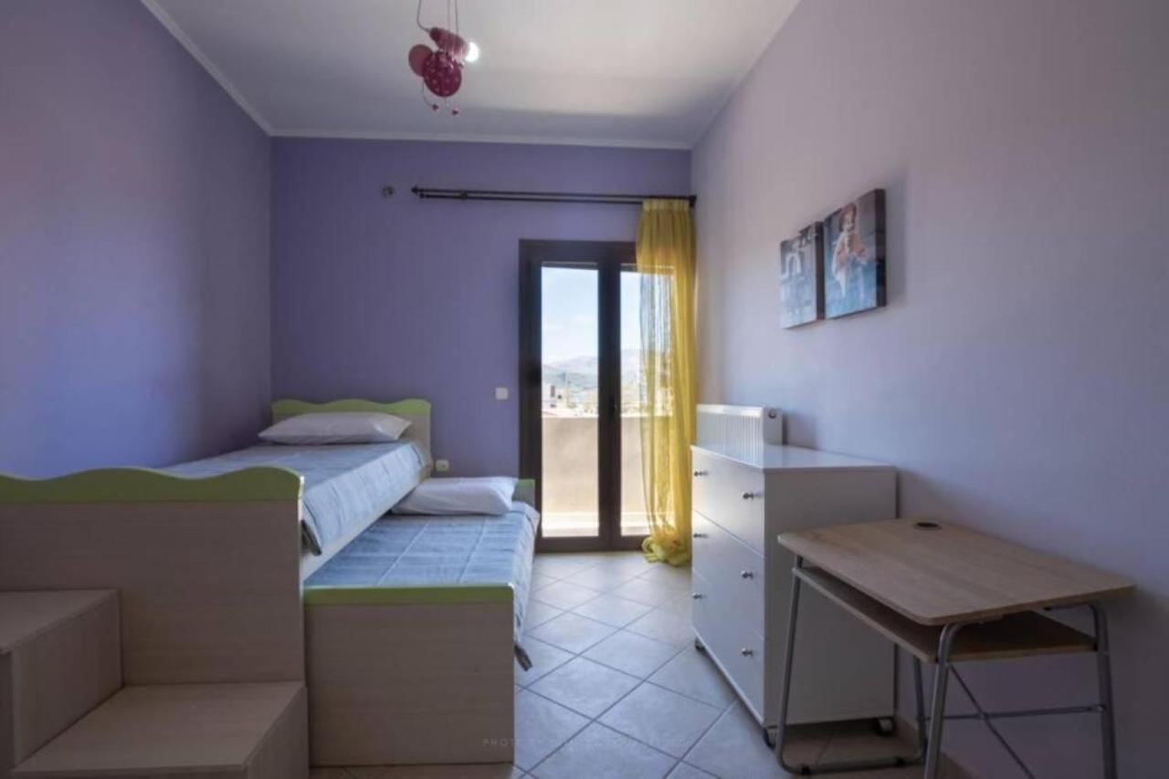 Appartamento Terpsis House Kíssamos Esterno foto